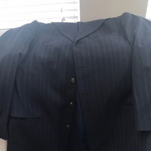 3 piece men’s suit